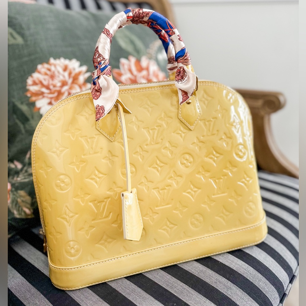 Louis Vuitton Alma PM PRISTINE CONDITION 🌸 SUPER SALE